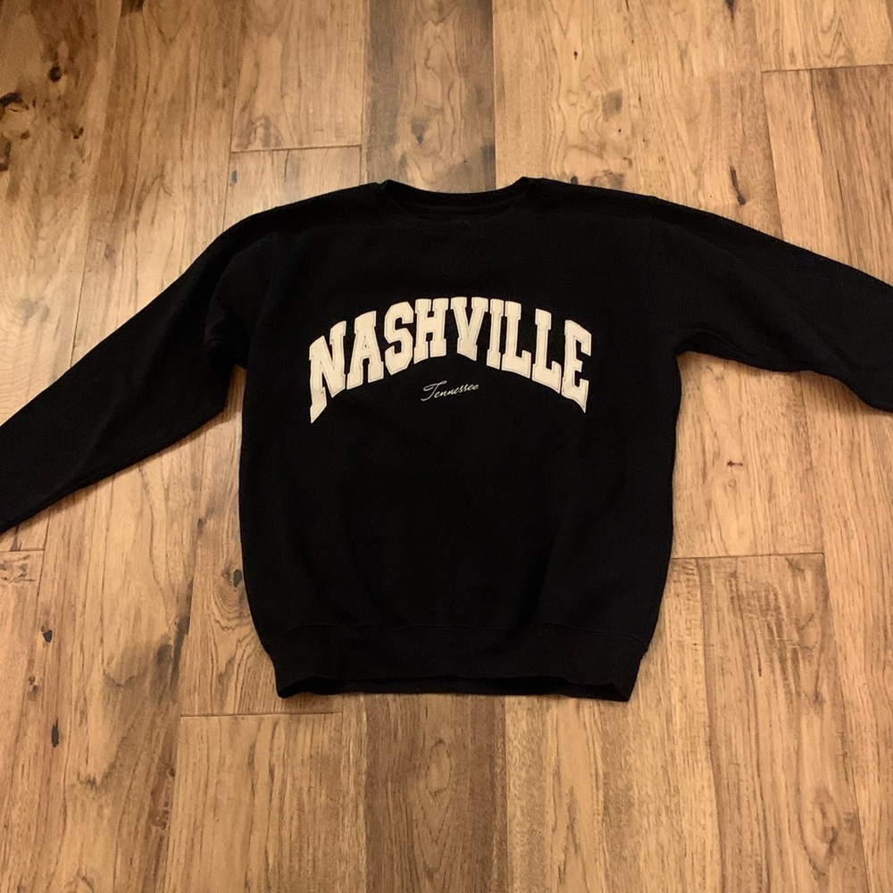 Lock the label sweater